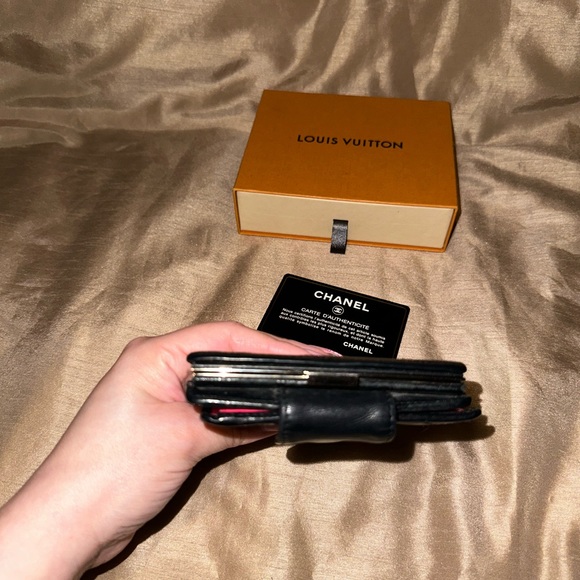 ❌SOLD❌Chanel Cambon Wallet - Picture 7 of 14